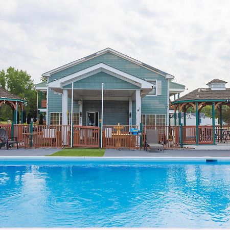 Atlantic Shores Inn And Suites Chincoteague Exteriör bild