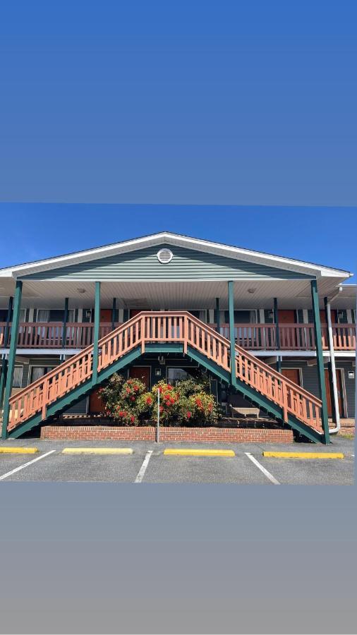 Atlantic Shores Inn And Suites Chincoteague Exteriör bild